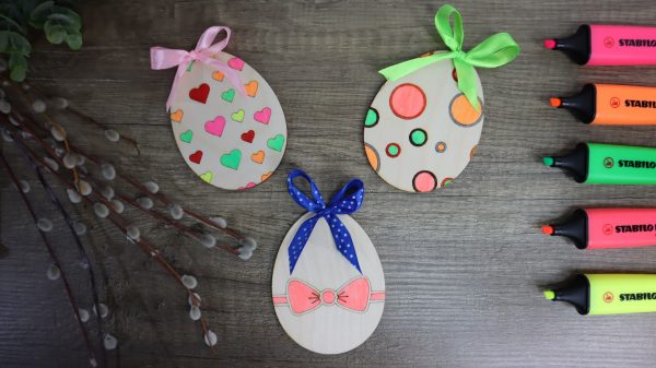 jajka wielkanocne, jajka DIY, jajka do malowania dla dzieci, drewniane jajka, wielkanocne dekoracje dla dzieci